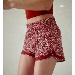 Athleta High Rise Mesh Racer Run 3" Short Size Medium Zip Pocket